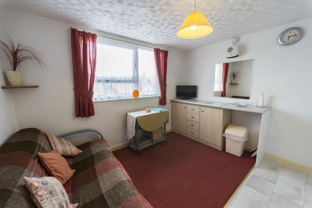 Lyndale Holiday Flats Blackpool Exterior photo
